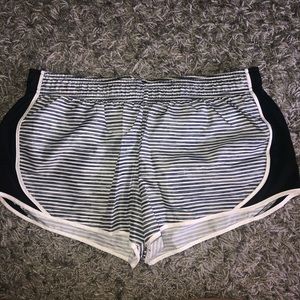 Juniors SO Shorts, Size XL